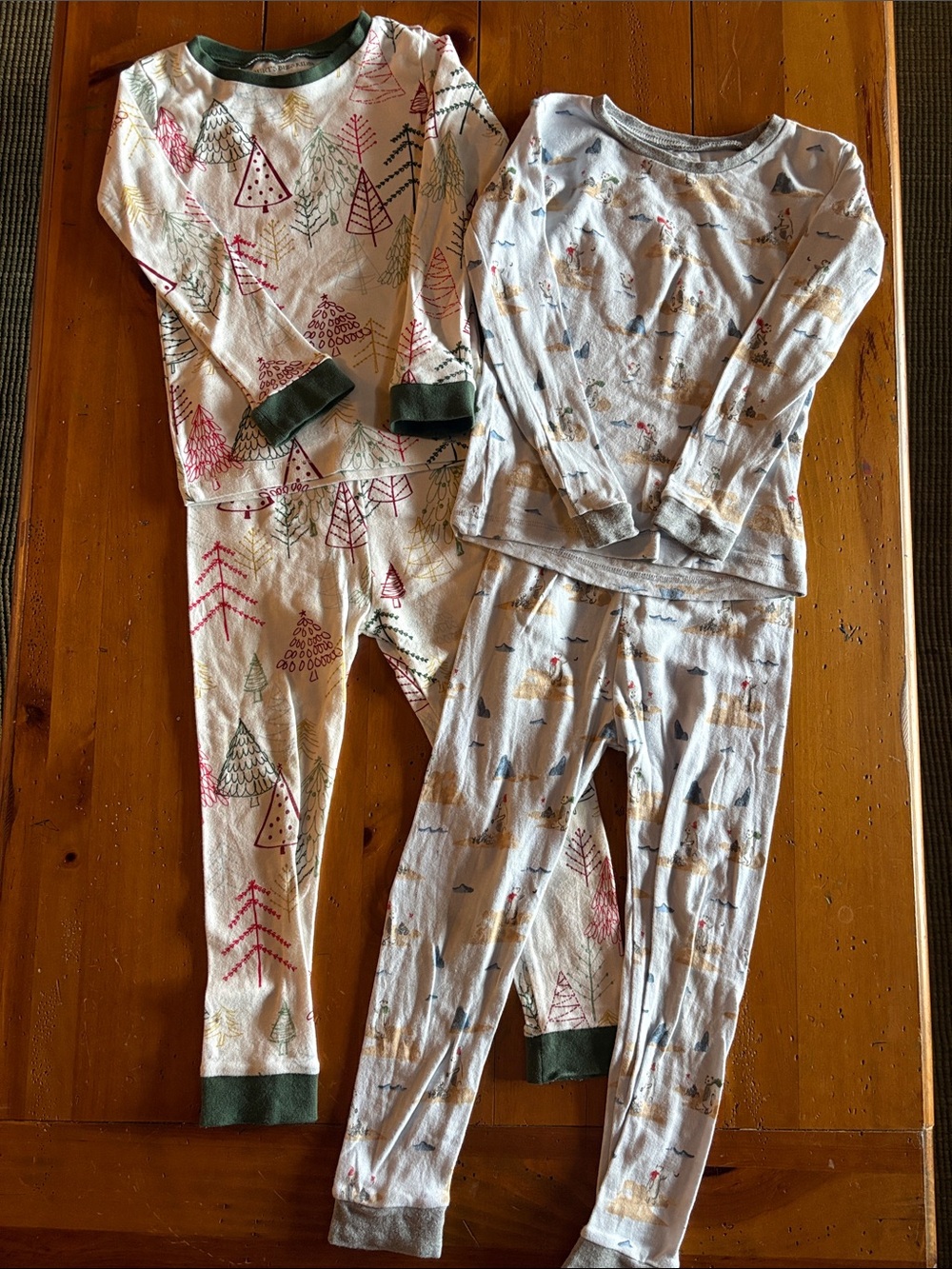 Burt's Bees Kids Two-Piece Woodland Pajama Sets - Ivory, Light Gray & Green Trim